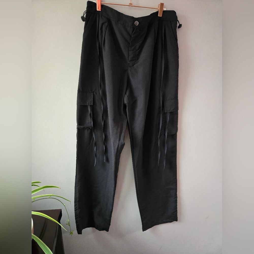 PrettyLittleThing Black Cargo Utility Pants - Size 16